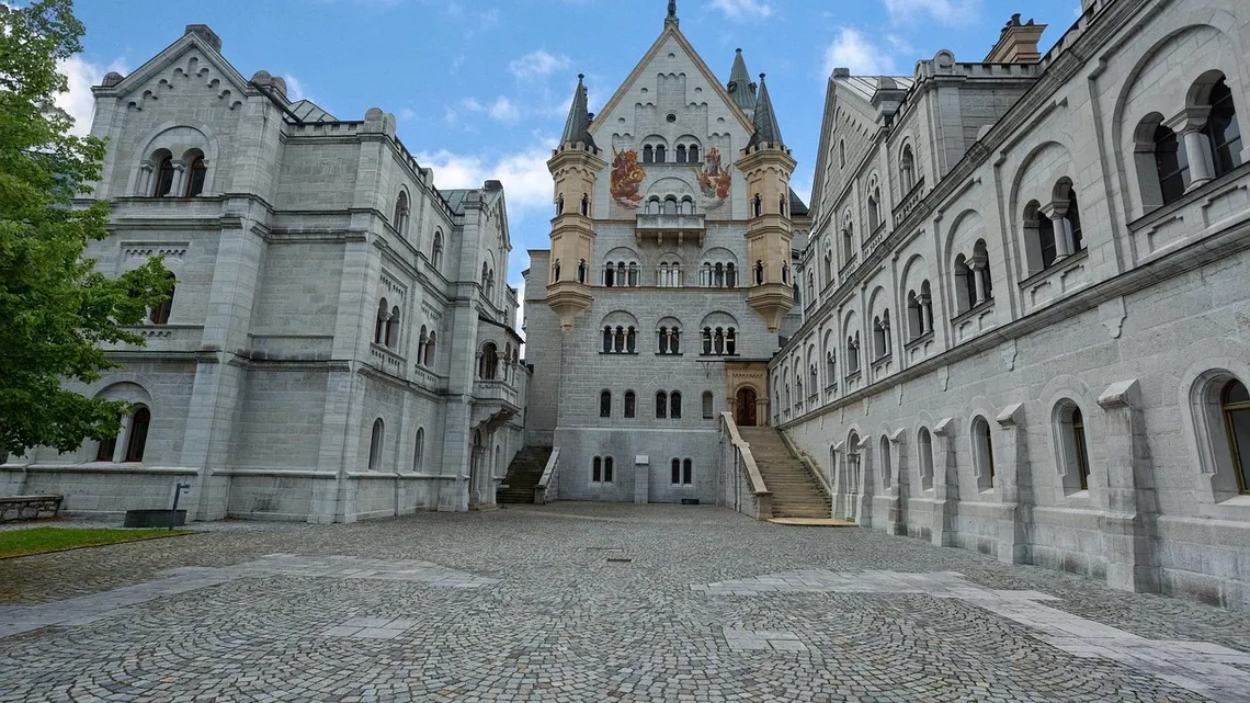 Château vu de dos
